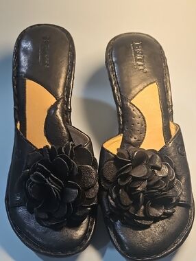 Born Black Leather Slide Mules with Floral Rosette Bin 12